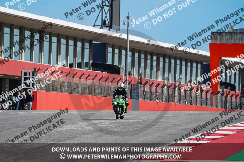 motorbikes;no limits;peter wileman photography;portimao;portugal;trackday digital images